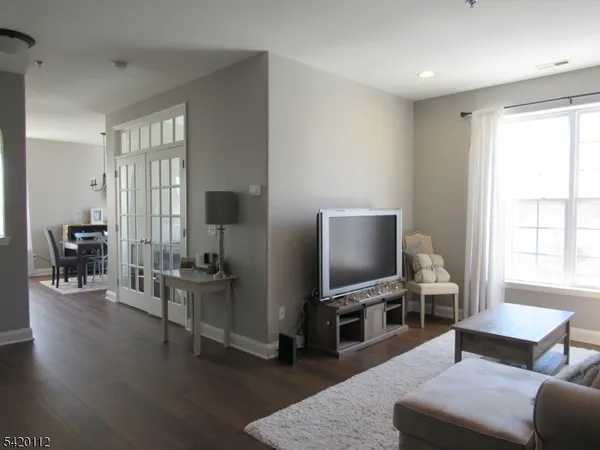 $2,100 | 132 Limerick Lane, Phillipsburg, NJ 08865