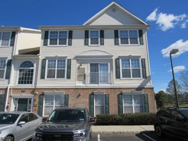 $2,100 | 132 Limerick Lane, Phillipsburg, NJ 08865