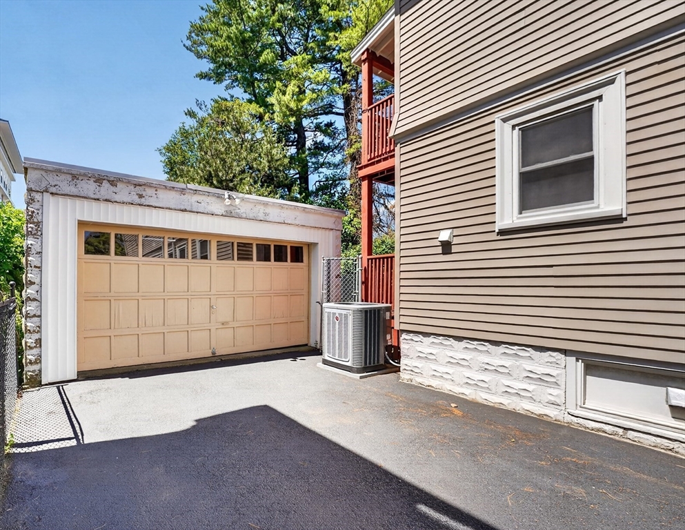 23 Irvington Road, Unit 2 Somerville, MA 02144 - Photo 7 of 41
