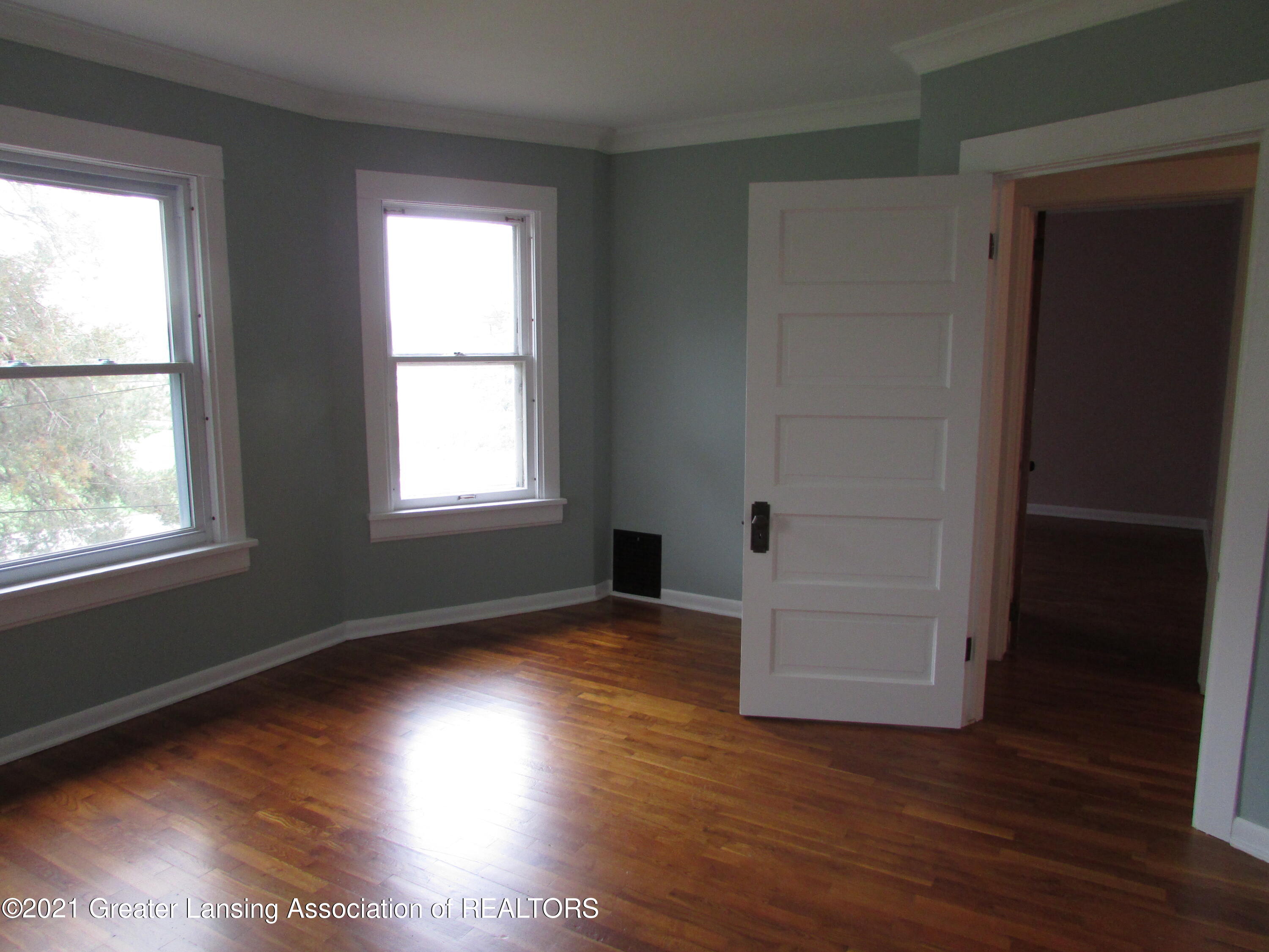 1398 Hagadorn Road Mason, MI 48854 - Photo 24 of 36 IMG_4339