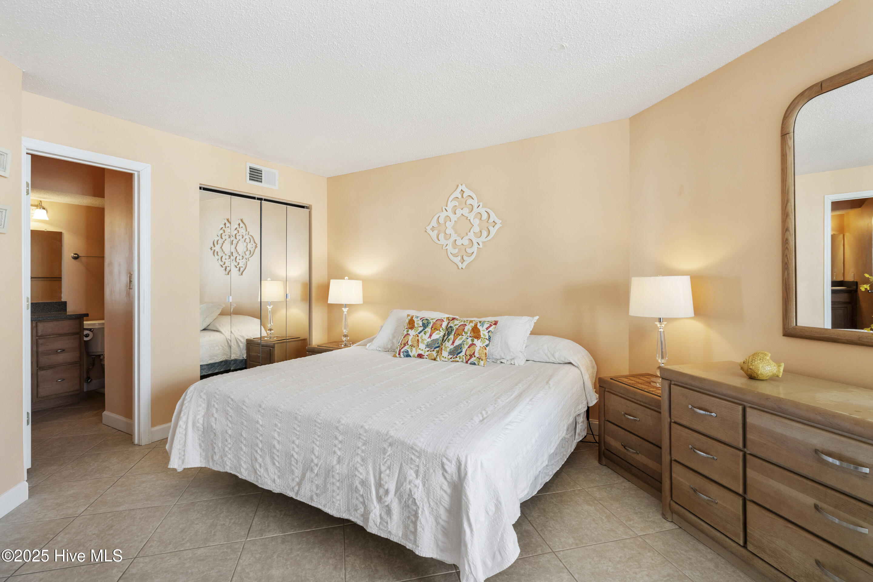 2000 New River Inlet Road, Unit 2304 North Topsail Beach, NC 28460 - Photo 19 of 40 Master Suite