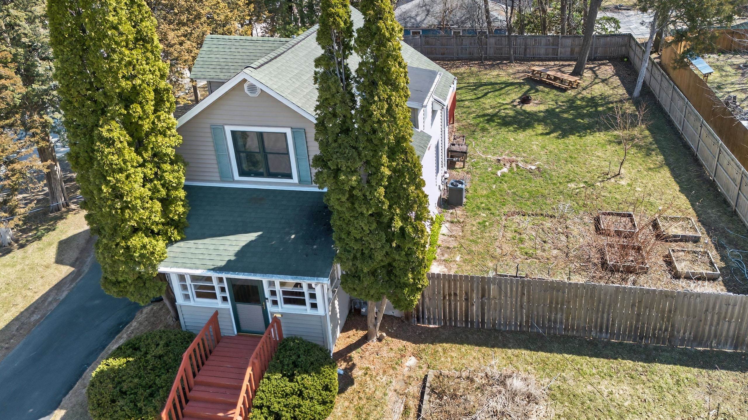 21 Powers Avenue Madison, WI 53714 - Photo 2 of 35