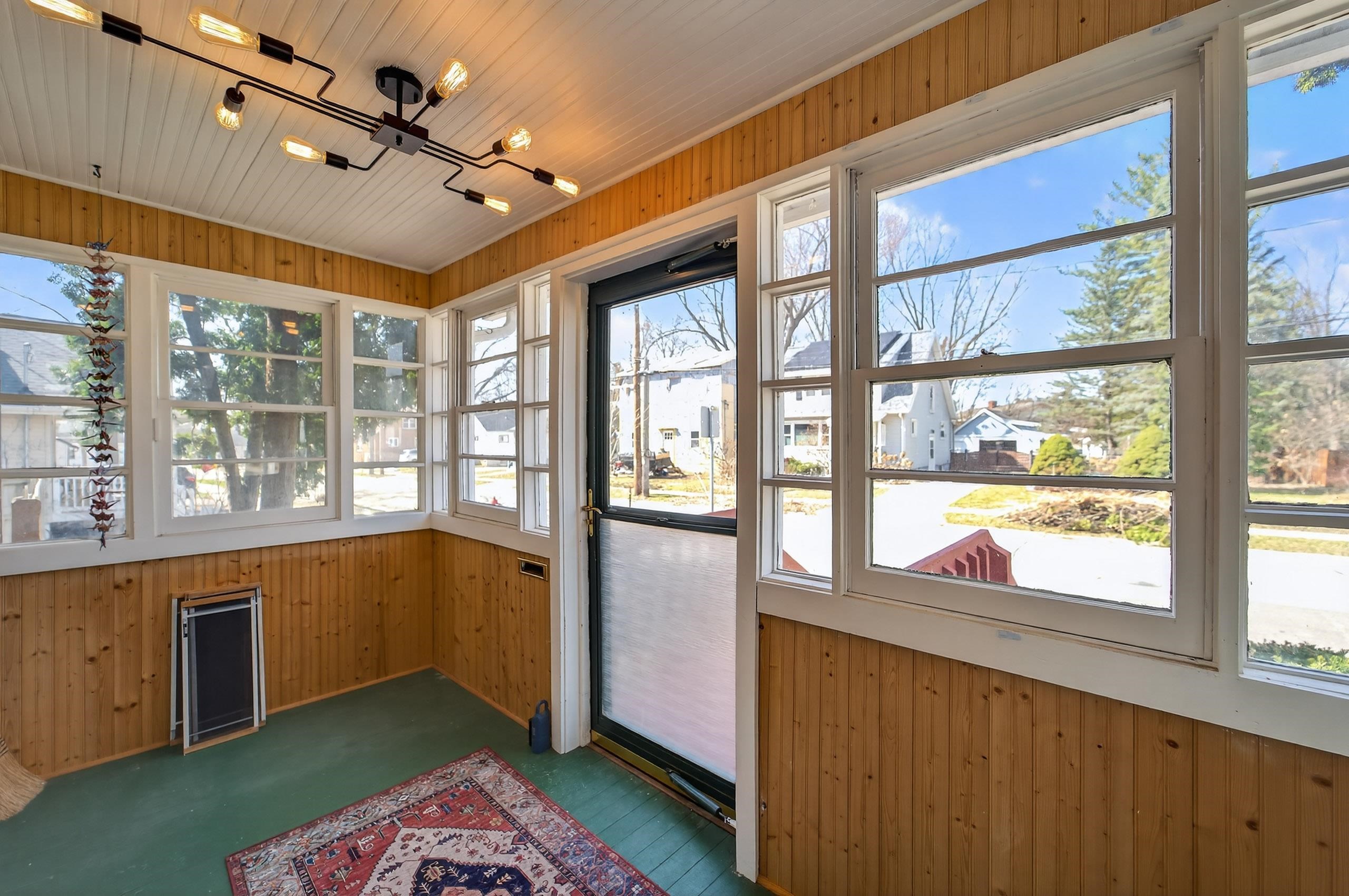 21 Powers Avenue Madison, WI 53714 - Photo 4 of 35