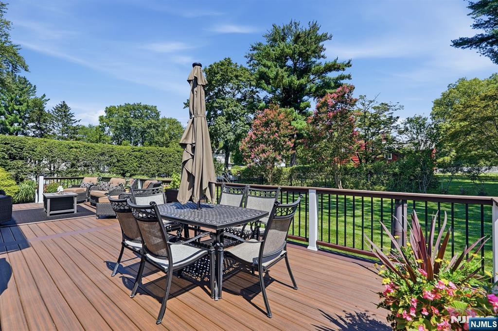 7 Asmus Road Closter, NJ 07624 - Photo 23 of 29 Gallery Image 23