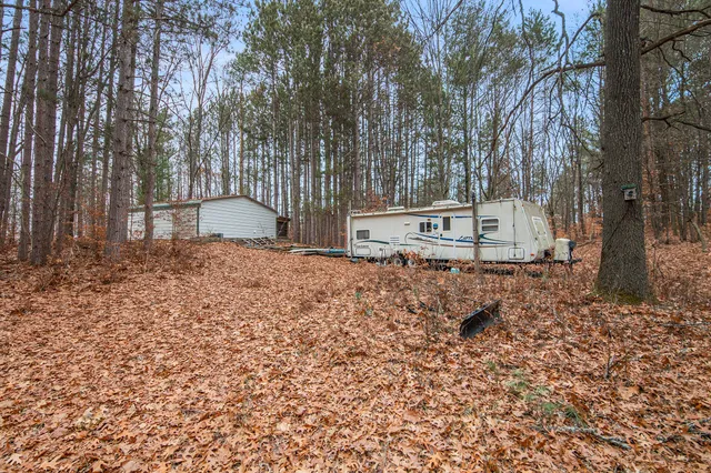 $110,000 | 3205 East 14 Mile Road, Bitely, MI 49309