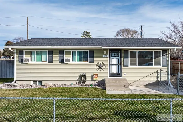 $285,000 | 190 Henry Avenue, Pocatello, ID 83202