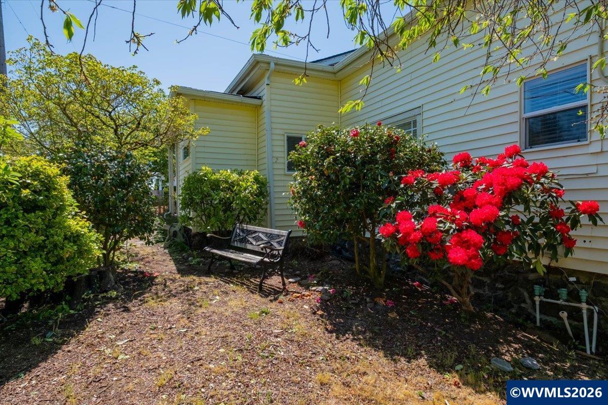 204 North 3rd Street Jefferson, OR 97352 - Photo 27 of 42