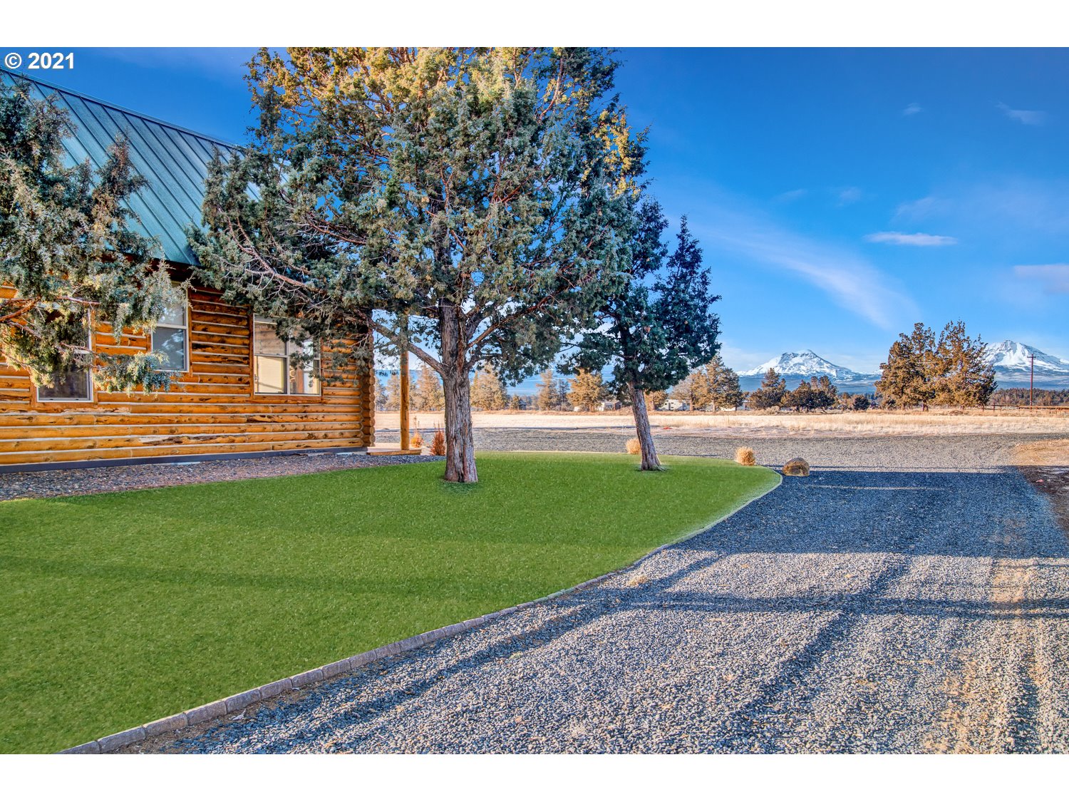 68590 George Cyrus Road Sisters, OR 97759 - Photo 5 of 22 Gallery Image 5