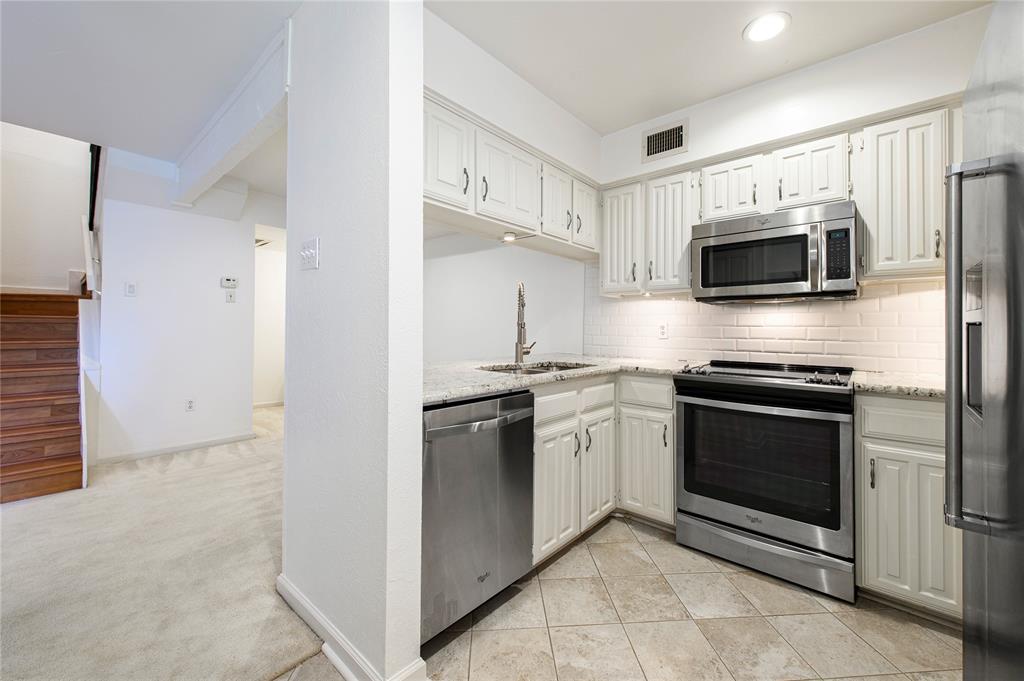 5626 Preston Oaks Road, Unit 5A Dallas, TX 75254 - Photo 2 of 20 Updates!Recent backsplash,counters,ss appliances.