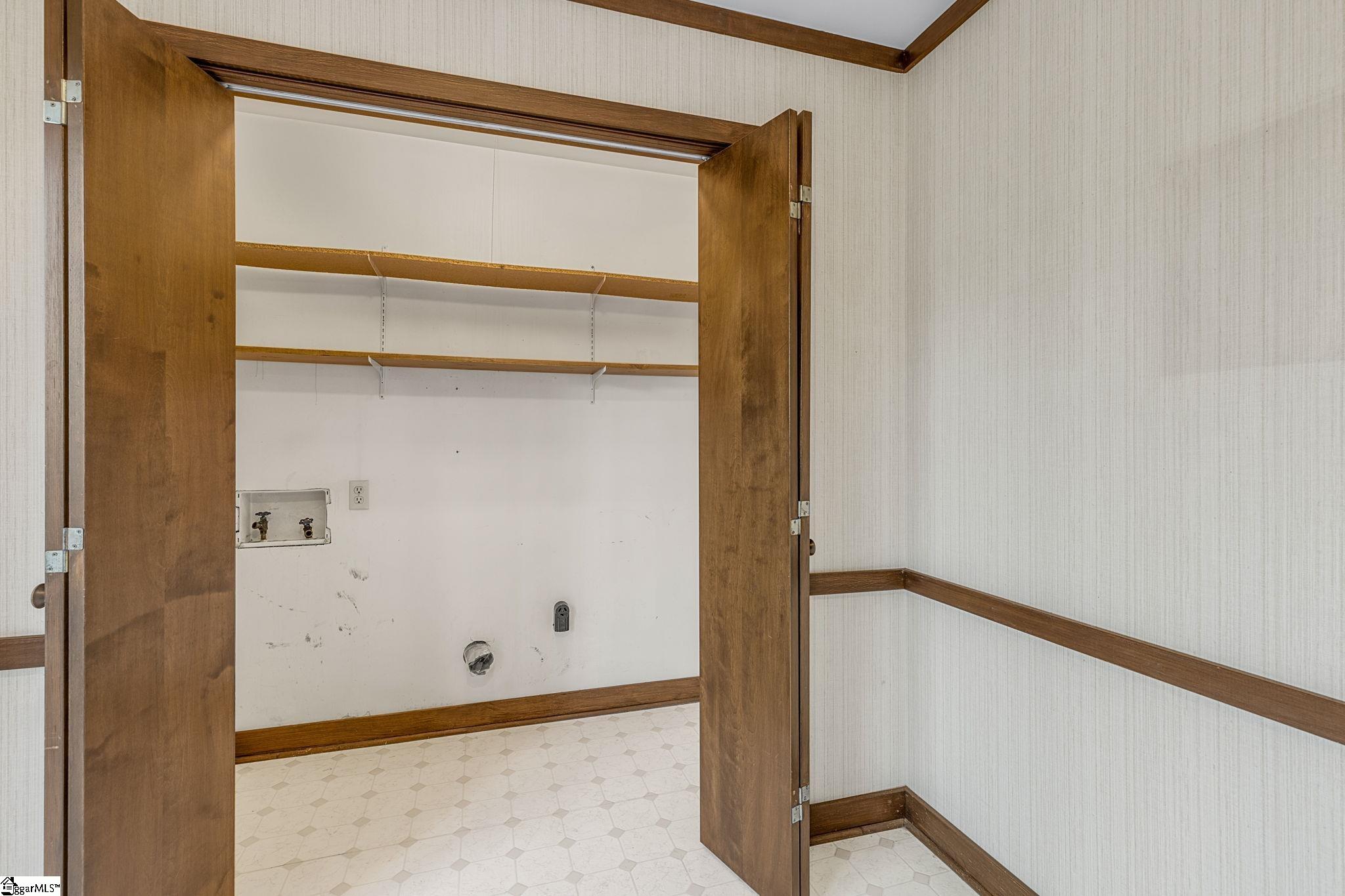 105 Oak Ridge Court Greer, SC 29650 - Photo 13 of 36 Gallery Image 13