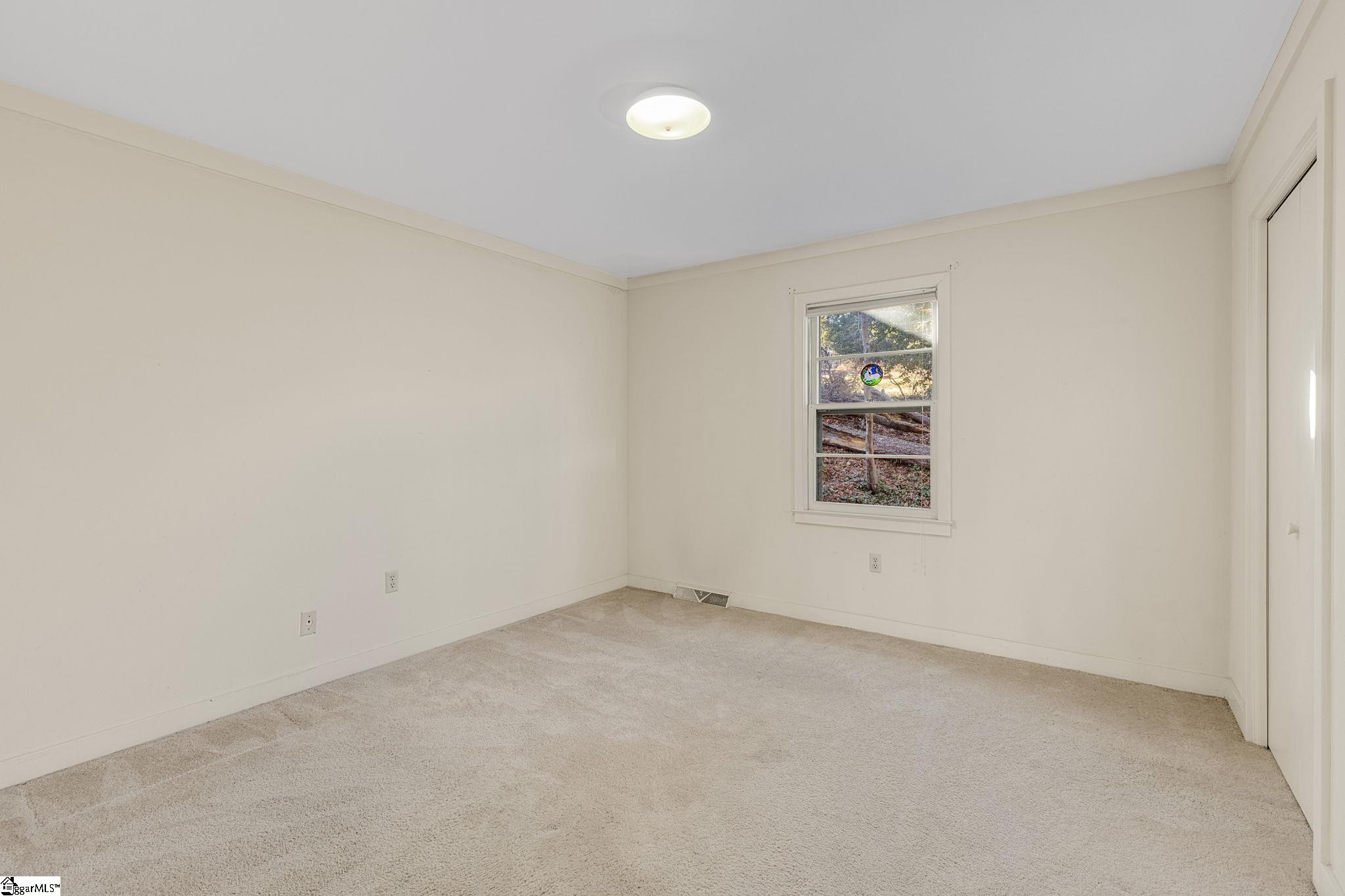 105 Oak Ridge Court Greer, SC 29650 - Photo 19 of 36 Gallery Image 19