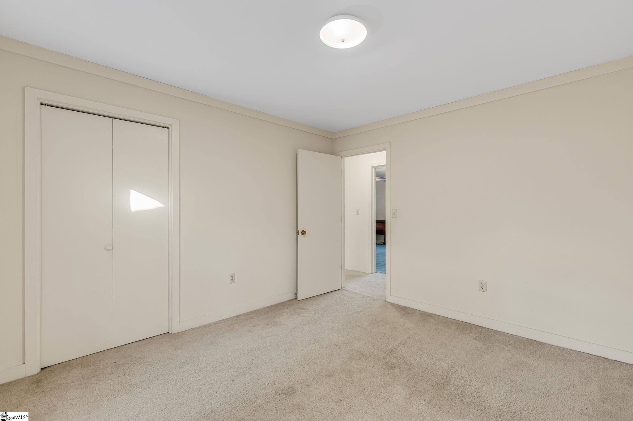 105 Oak Ridge Court Greer, SC 29650 - Photo 20 of 36 Gallery Image 20