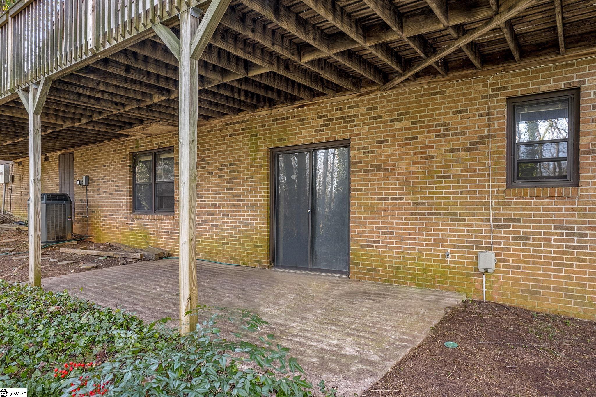 105 Oak Ridge Court Greer, SC 29650 - Photo 30 of 36 Gallery Image 30