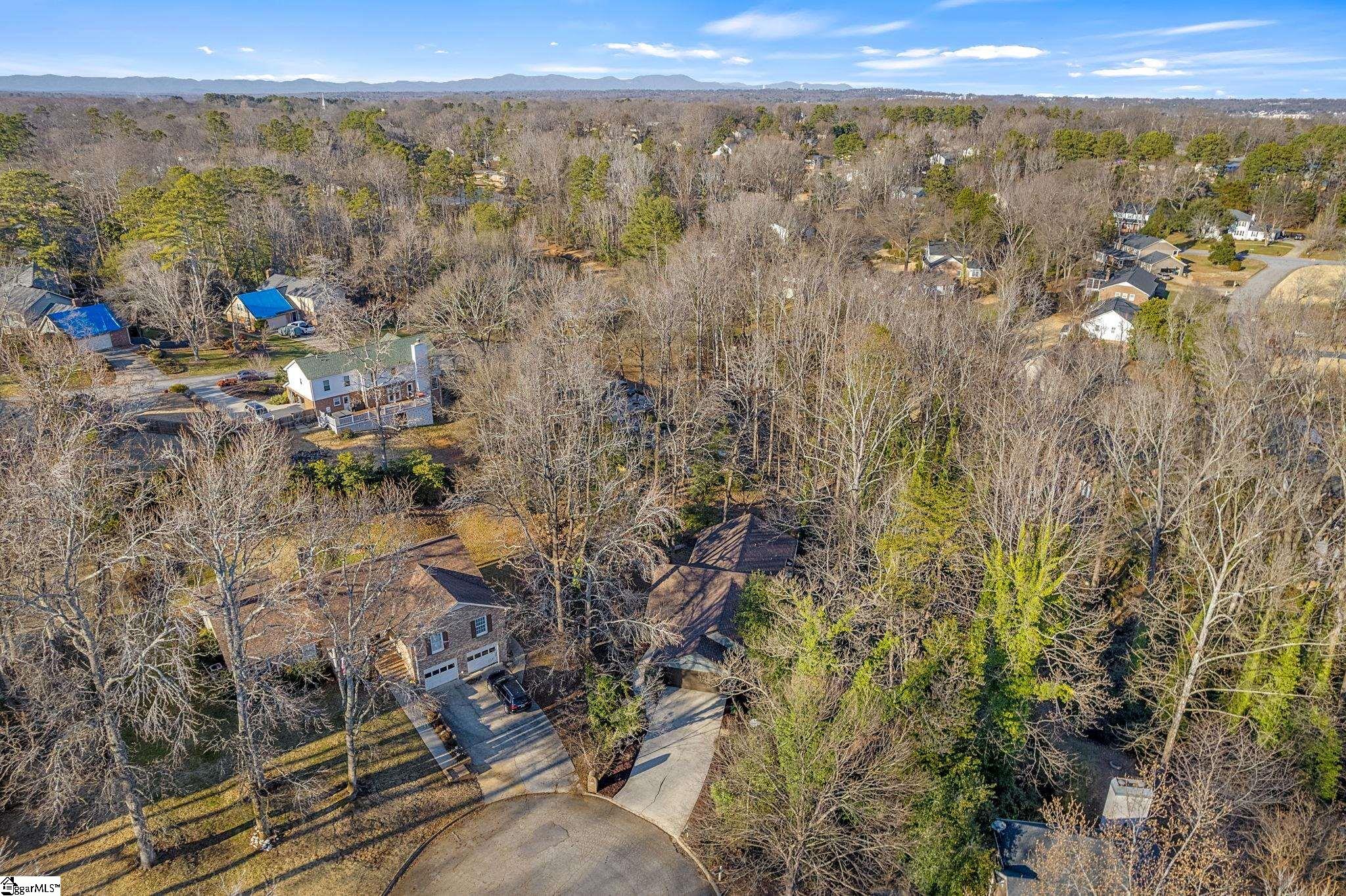 105 Oak Ridge Court Greer, SC 29650 - Photo 33 of 36 Gallery Image 33