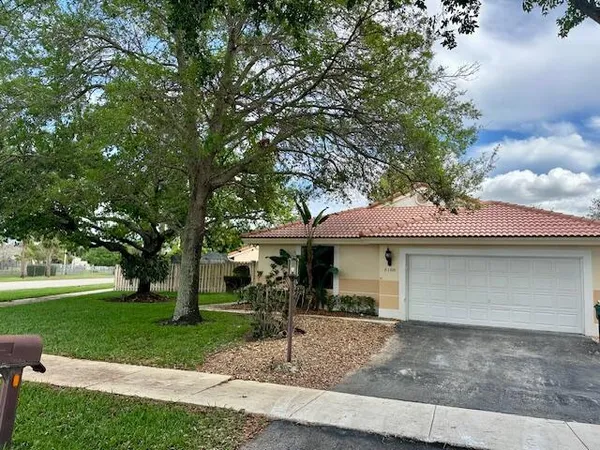 $3,500 | 6100 West Falcons Lea Drive, Davie, FL 33331