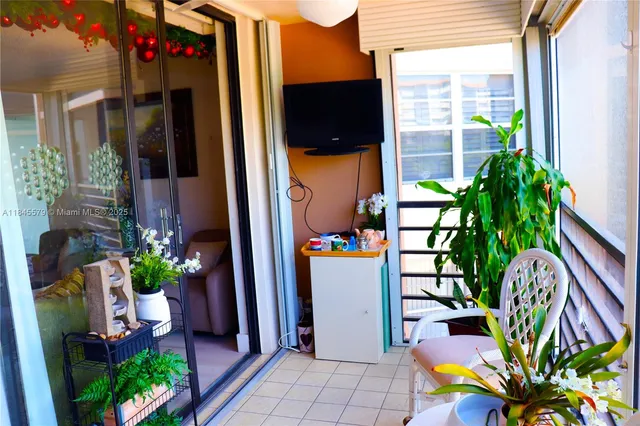 $135,000 | 900 St Charles Place, Unit 316, Pembroke Pines, FL 33026