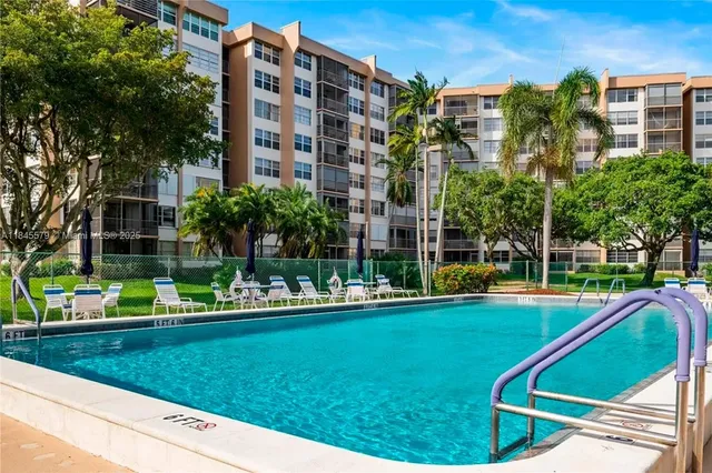 $135,000 | 900 St Charles Place, Unit 316, Pembroke Pines, FL 33026
