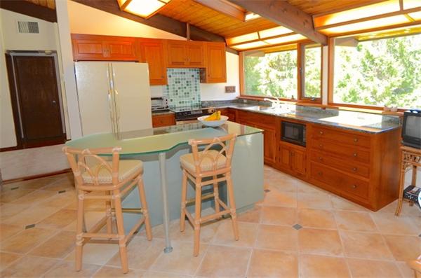 30 Alden Road Marion, MA 02738 - Photo 6 of 17 Gallery Image 6