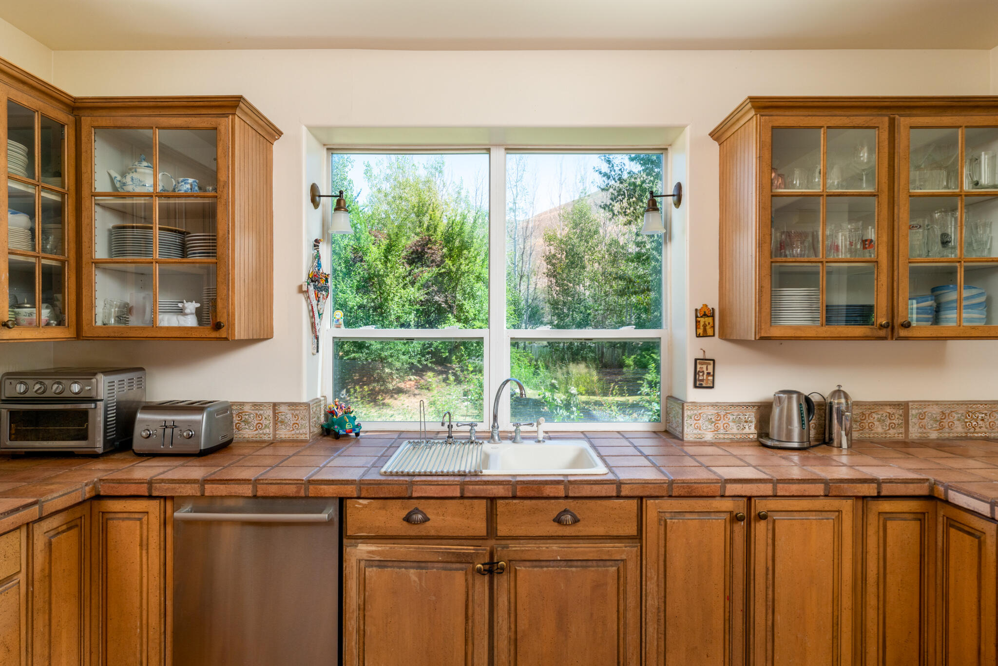 1740 Heroic Road Hailey, ID 83333 - Photo 11 of 23 Kitchen