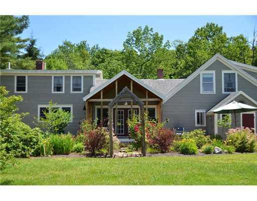 390 Hodsdon Road Pownal, ME 04069 - Photo 3 of 20 Exterior Back.