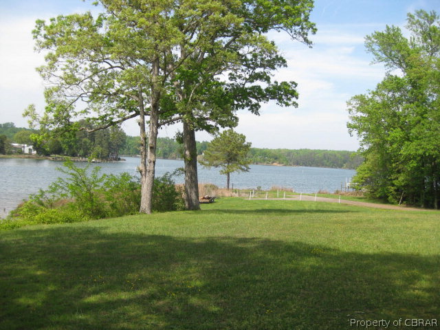 2157 Sampsons Wharf Road Heathsville, VA 22473 - Photo 12 of 23