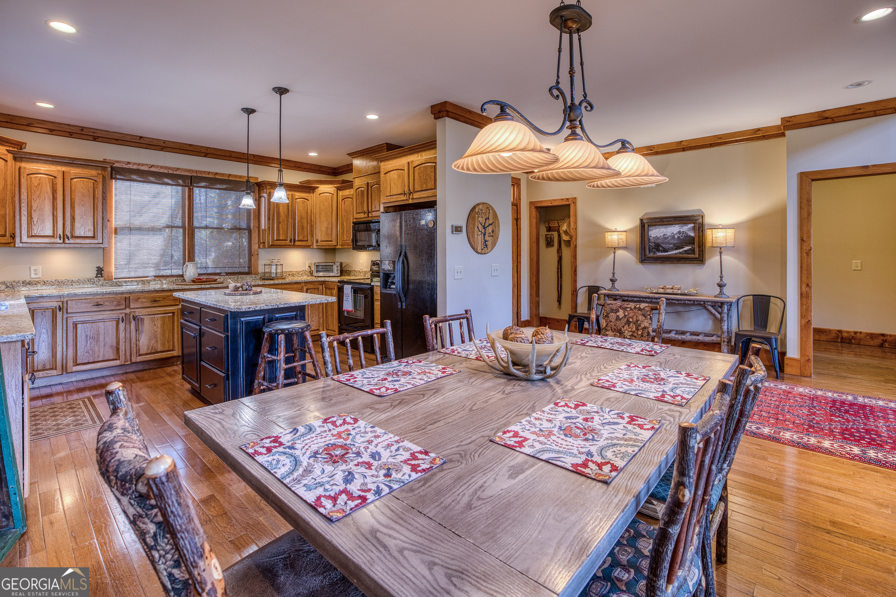 43 Seasons View Court Clarkesville, GA 30523 - Photo 20 of 101