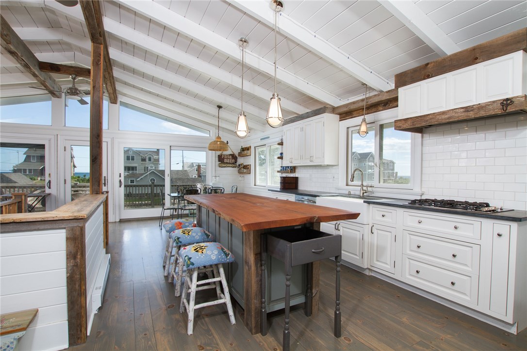 682 West Beach Road Charlestown, RI 02813 - Photo 5 of 40