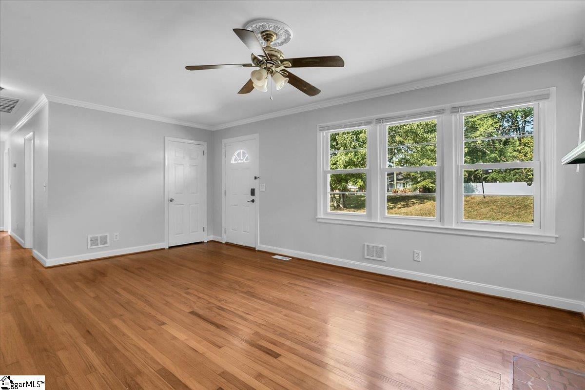 2800 Edwards Road Taylors, SC 29687 - Photo 3 of 42 Gallery Image 3