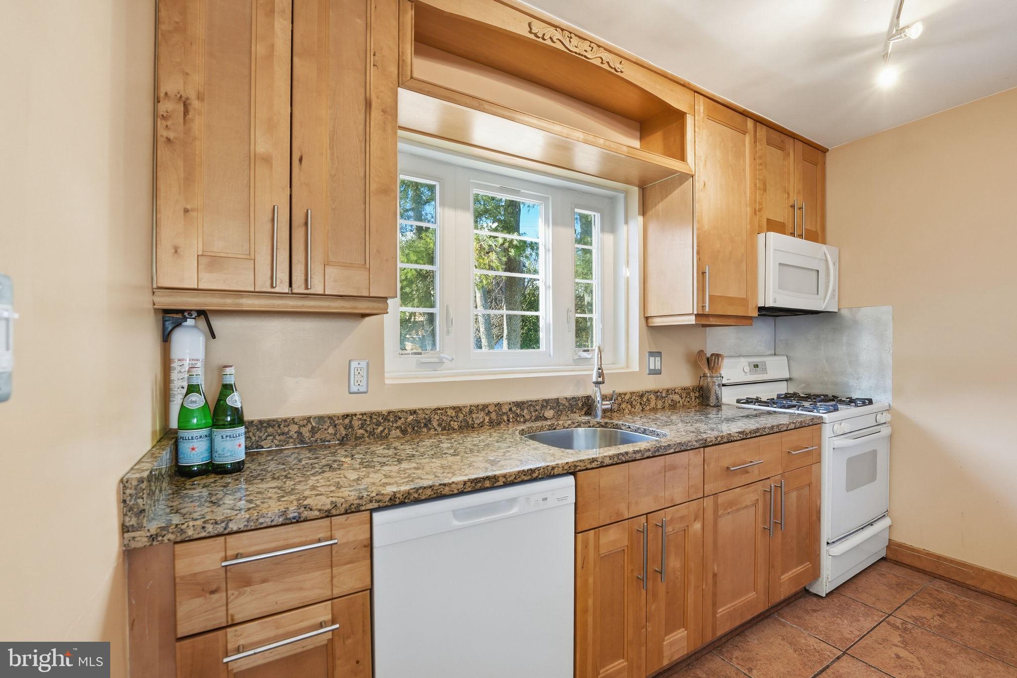 5364 Pooks Hill Road Bethesda, MD 20814 - Photo 9 of 26