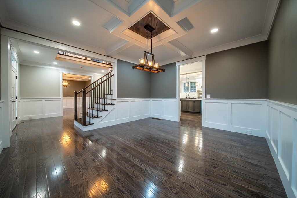 124 Meadow Road Bolton, MA 01740 - Photo 8 of 42 Gallery Image 8