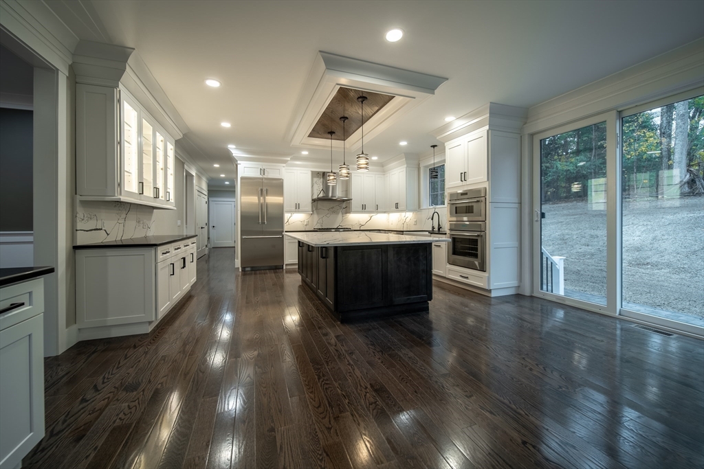 124 Meadow Road Bolton, MA 01740 - Photo 10 of 42 Gallery Image 10