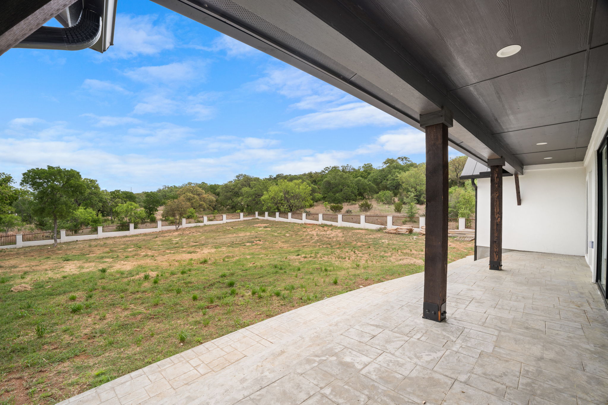 143 Keystone Ridge Buchanan Dam, TX 78609 - Photo 13 of 39