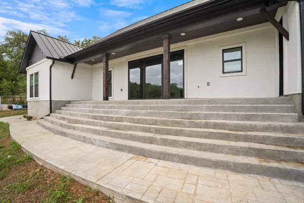 $599,999 | 143 Keystone Ridge, Buchanan Dam, TX 78609