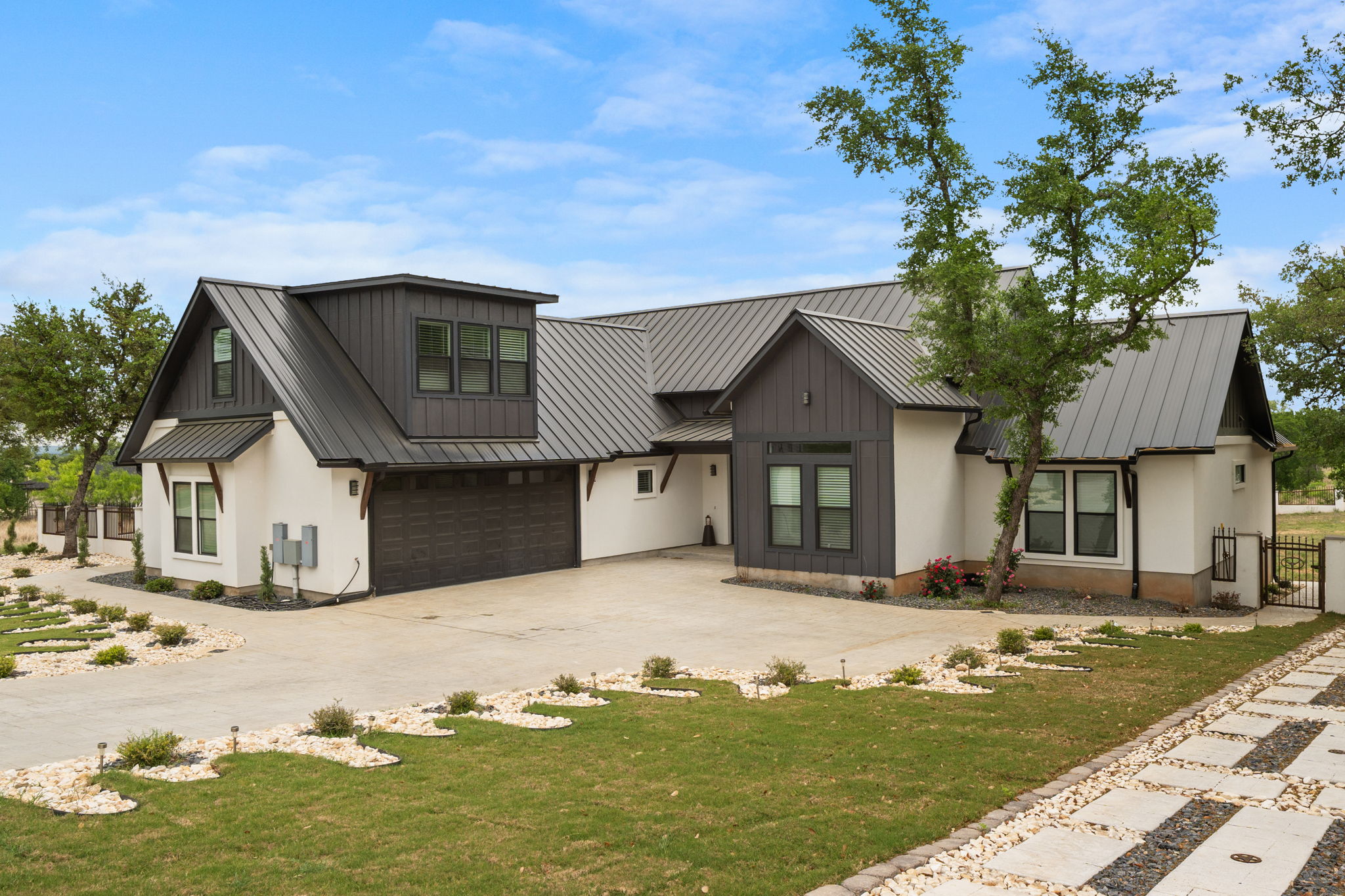 143 Keystone Ridge Buchanan Dam, TX 78609 - Photo 5 of 39