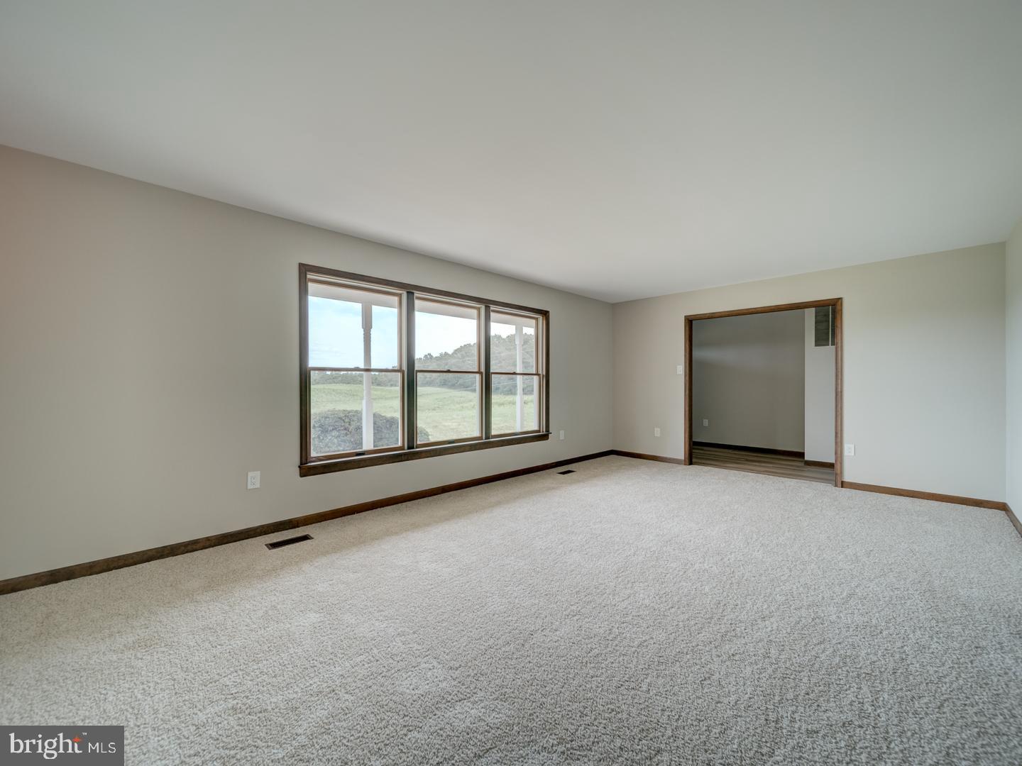 2750 Ridge Road Westminster, MD 21157 - Photo 8 of 57 an empty room with windows