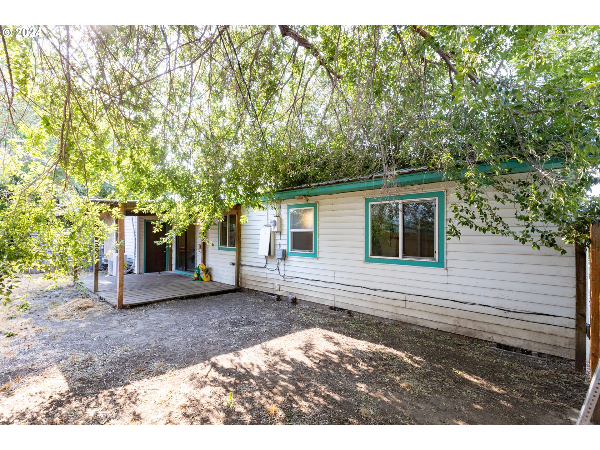 803 Chenoweth Road The Dalles, OR 97058 - Photo 8 of 37 Gallery Image 8