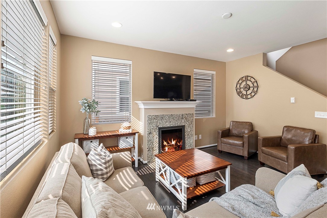 6632 High Point Drive Southwest Seattle, WA 98126 - Photo 13 of 39 Gallery Image 13