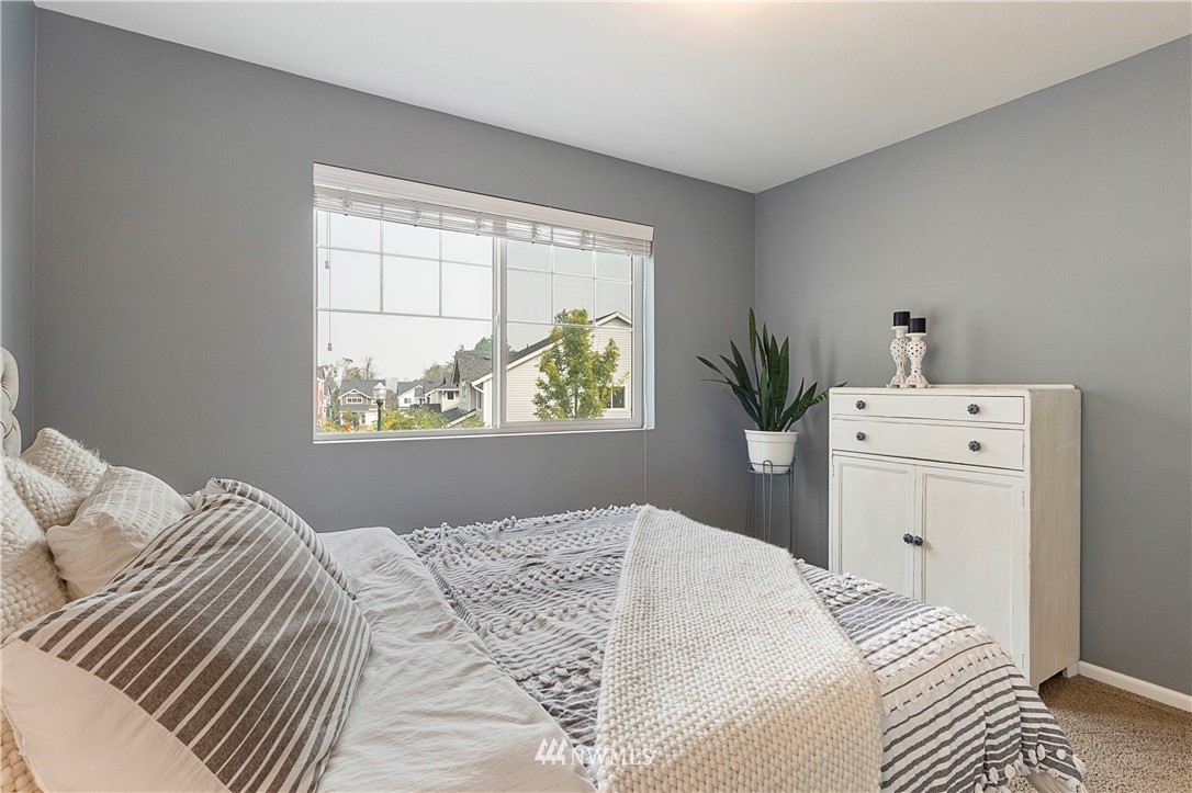 6632 High Point Drive Southwest Seattle, WA 98126 - Photo 25 of 39 Gallery Image 25