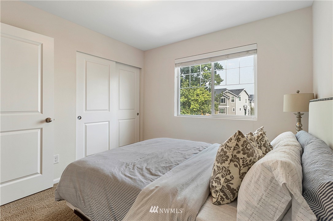 6632 High Point Drive Southwest Seattle, WA 98126 - Photo 27 of 39 Gallery Image 27