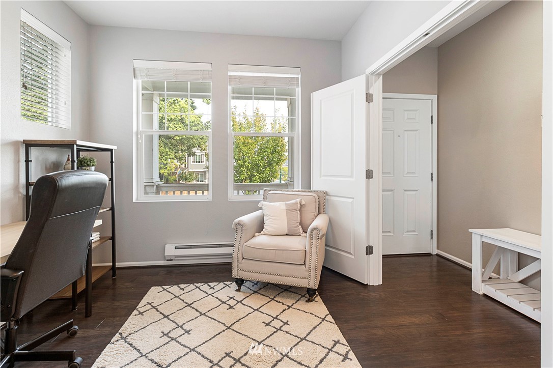 6632 High Point Drive Southwest Seattle, WA 98126 - Photo 5 of 39 Gallery Image 5