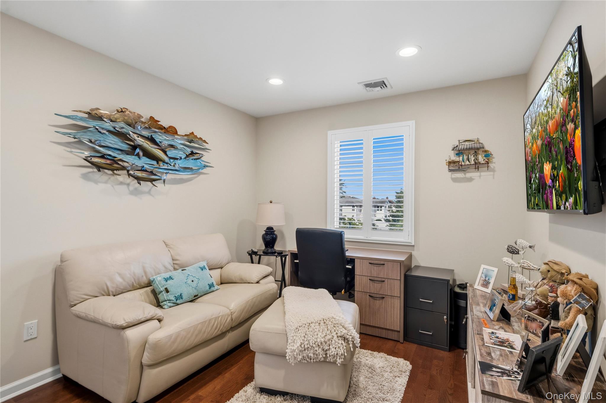 34 Admiral Road Massapequa, NY 11758 - Photo 23 of 32