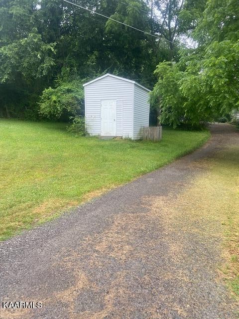 183 Oak Road Norris, TN 37828 - Photo 14 of 17 Gallery Image 14