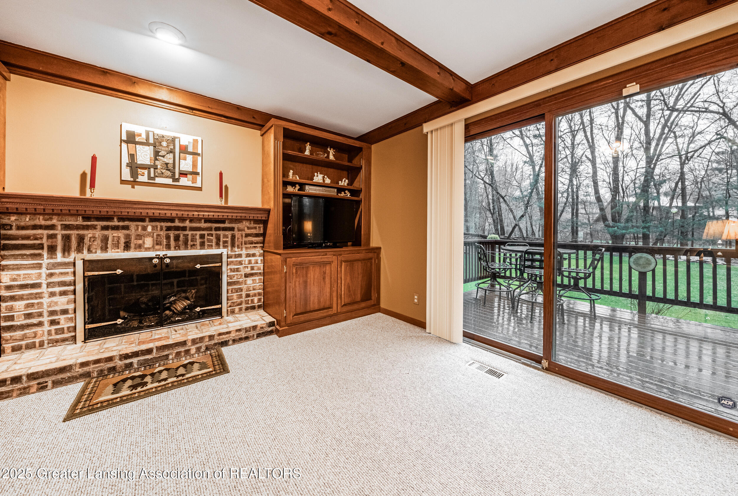 4715 Meridian Road Okemos, MI 48864 - Photo 7 of 41 Family Room