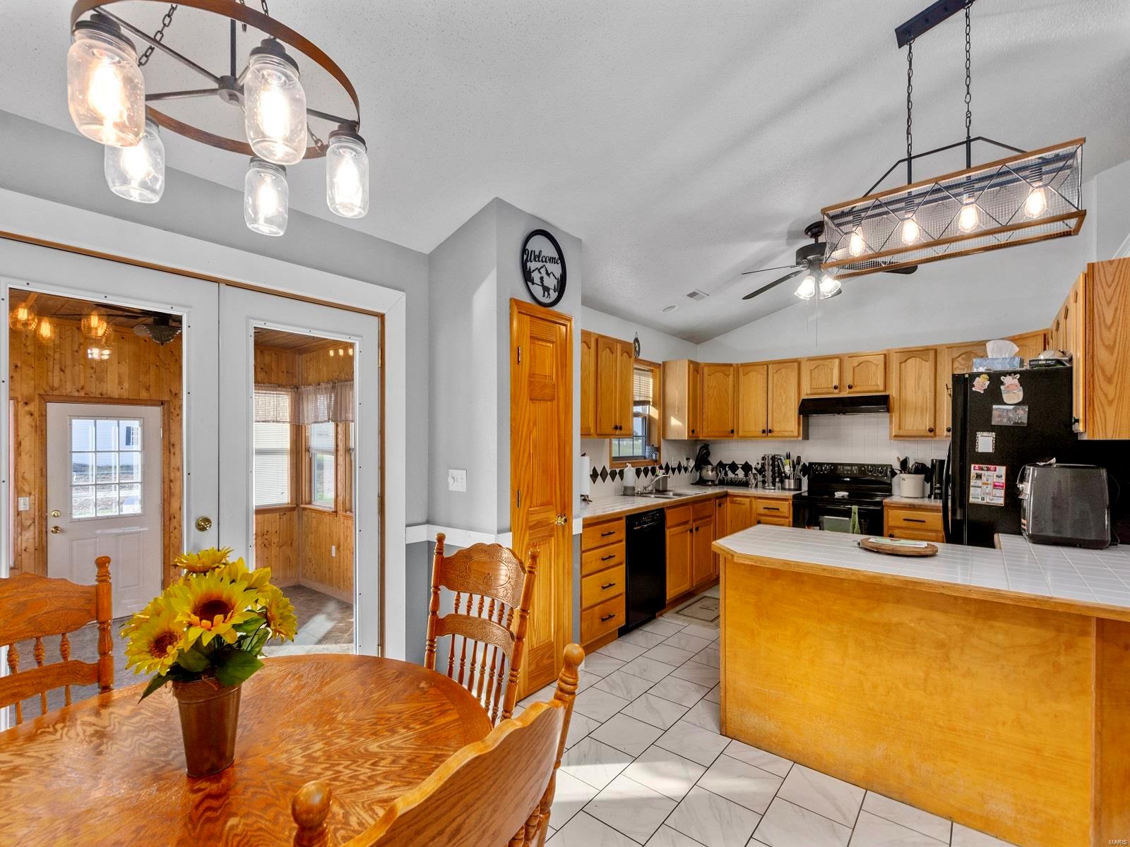5461 G Road Waterloo, IL 62298 - Photo 19 of 48