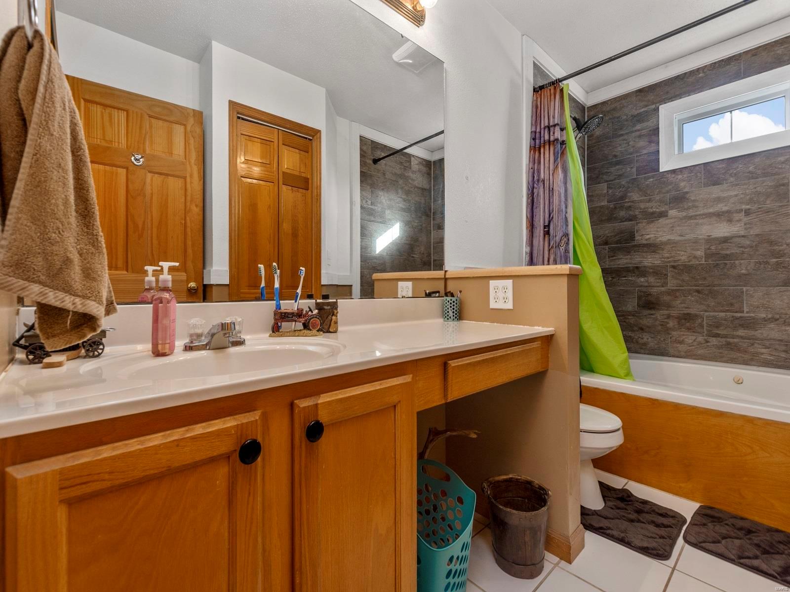 5461 G Road Waterloo, IL 62298 - Photo 23 of 48