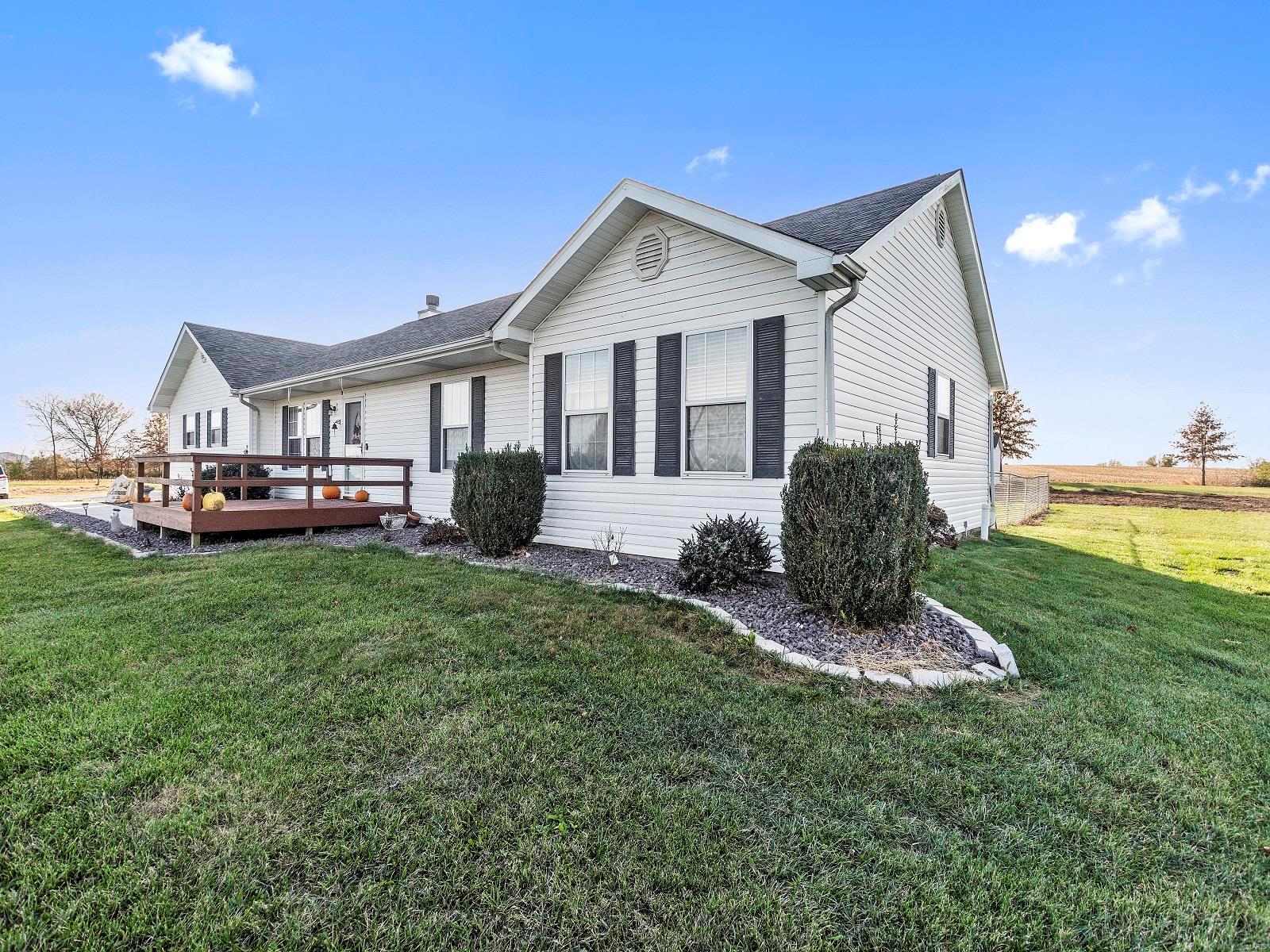 5461 G Road Waterloo, IL 62298 - Photo 5 of 48