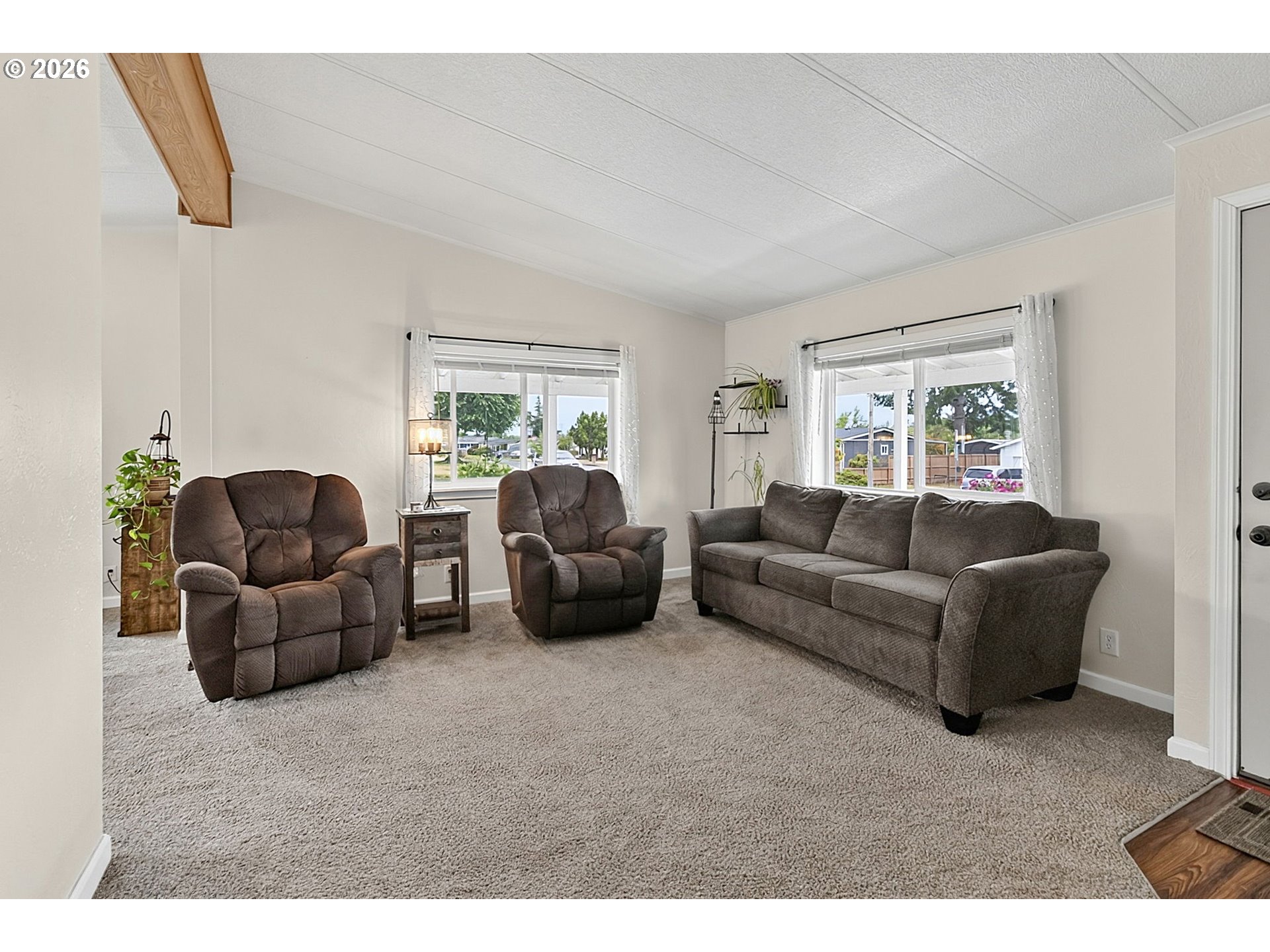 1095 South 59th Street Springfield, OR 97478 - Photo 9 of 36