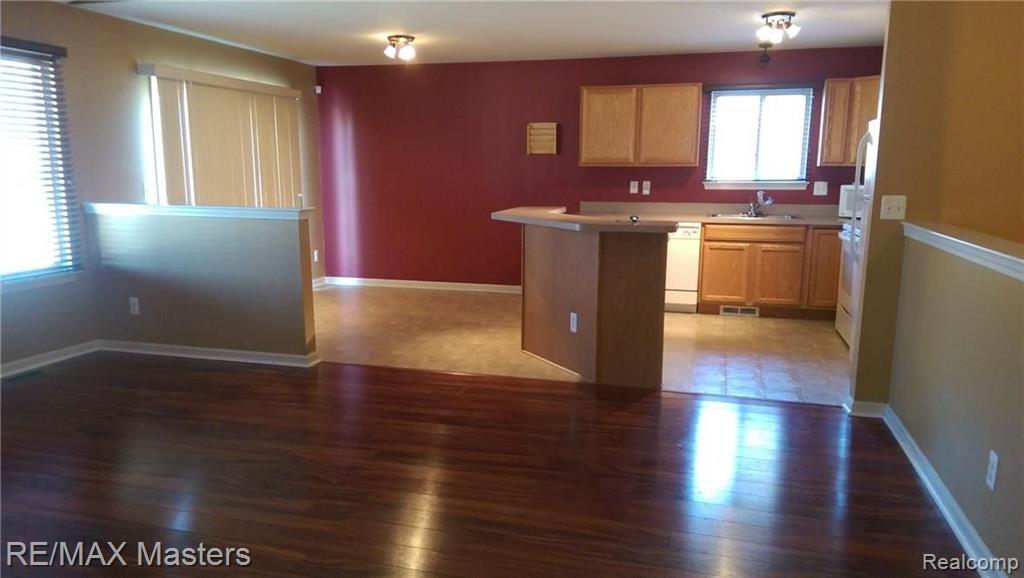 4058 Stone Post Road Newport, MI 48166 - Photo 7 of 22