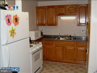 1615 Pennington Road Philadelphia, PA 19151 - Photo 5 of 6 Kitchen
