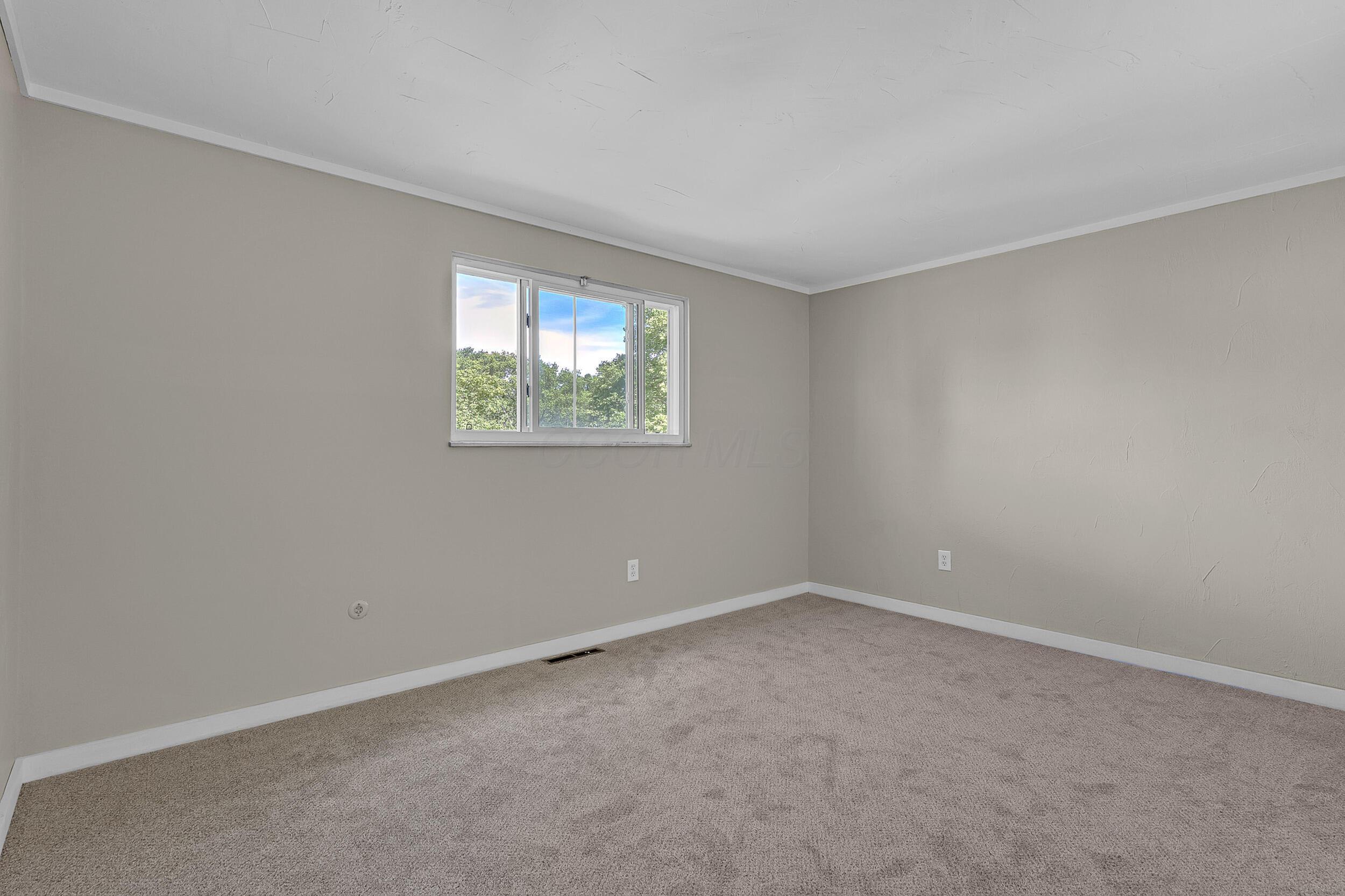 5900 Balboa Road Westerville, OH 43081 - Photo 16 of 25